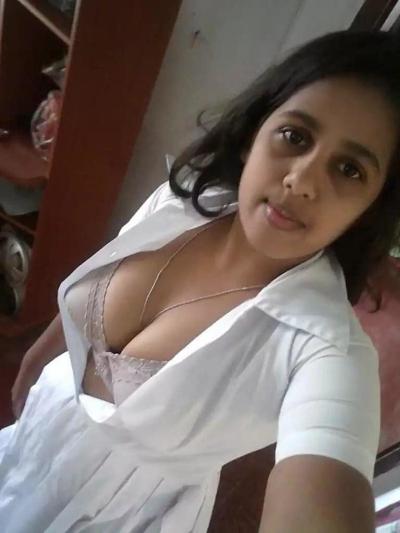 17P Nude tamil desi indian wife