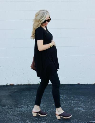 14P Pregnant clogs no porn