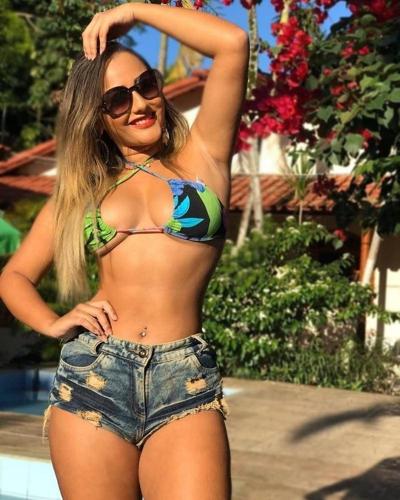 25P thatamenegazzo Brazilian AJ Applegate