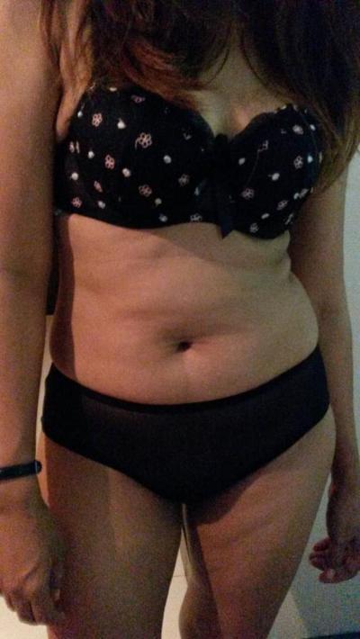8P Thai mature woman y