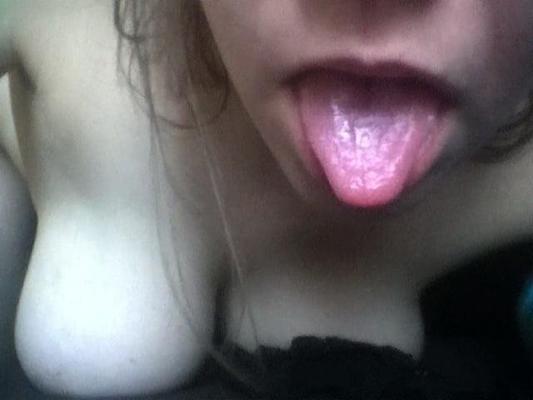 25P Busty amateur french slut wants your comments