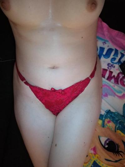 12P Hot blonde