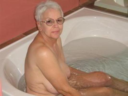 25P Bathroom Swingers #5