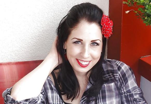 25P Dirty bitch valeria,plz enjoy jerk off & comment.