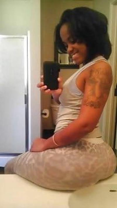 25P Unknown Curvy Chocolate women 16