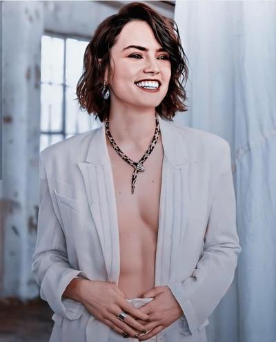 14P Daisy Ridley é tão fofa