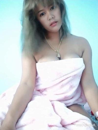 25P Gadis tetek besar