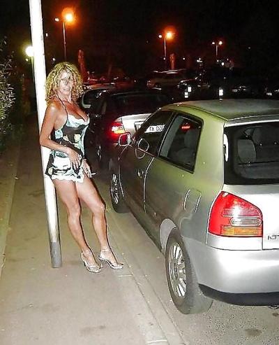 22P Dirty &amp; hot hookers