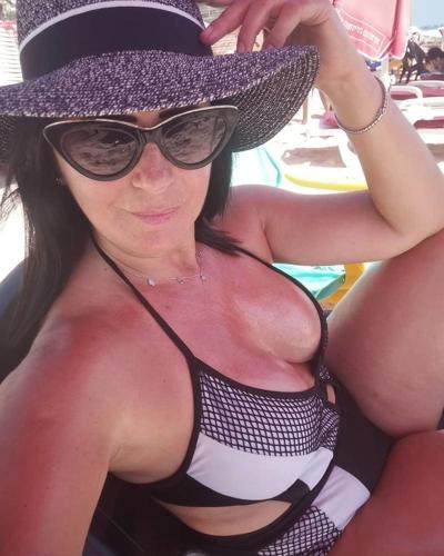 25P Gorgeous and Busty Mature Ladies 21
