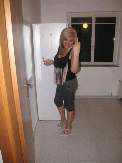 25P Milf