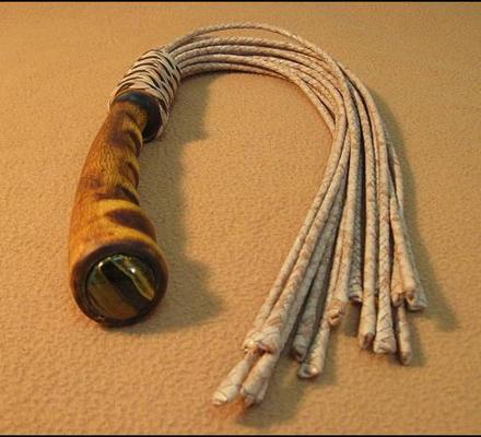 6P Evenki Cat. 12-tail leather braided flogger.
