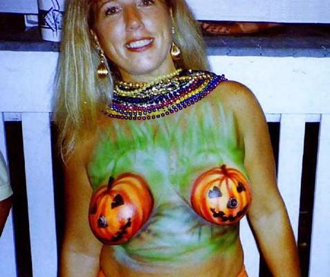 11P Body Painting and Walk 2