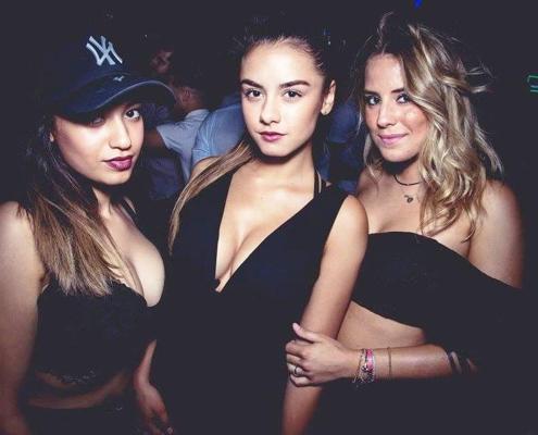 20P Girls partying in club - Paris #95