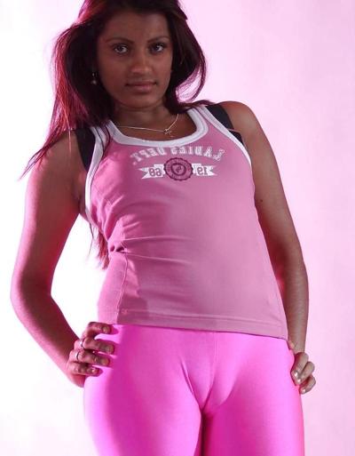 25P Hot CamelToes Girlfriends 2 - NV