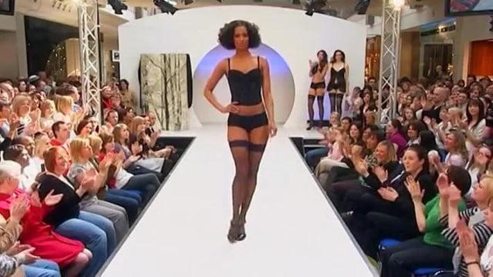 25P Jenny's Catwalk show
