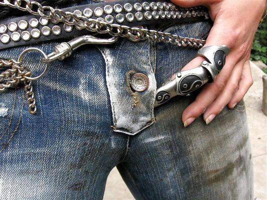 25P Reines en jeans CIV - Mains et pipes