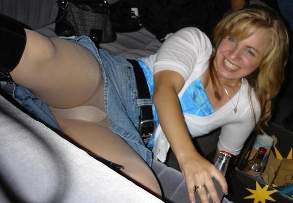 25P Collants sous la jupe 1
