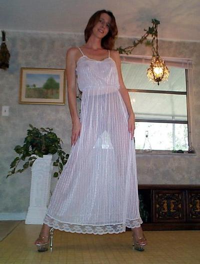 25P Wife in pantyhose 8