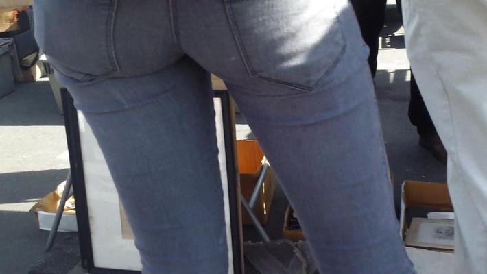 9P Teens sexy Arsch und Hintern in grauen Jeans