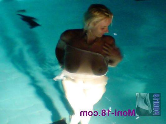6P Meine Freundin am Pool