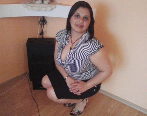 25P ROU ROMANIAN MILFS 64 ROMANIAN HOUSEWIFE