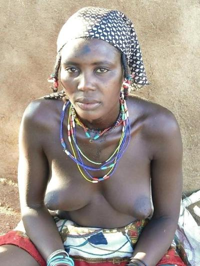 21P Natural African Tits 9