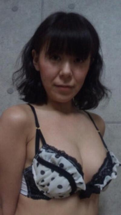 9P Amateur Asian 2370