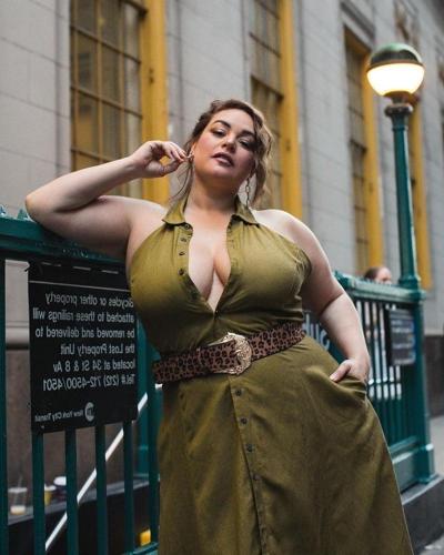 25P Curvy Girls and damn hot Asses 75