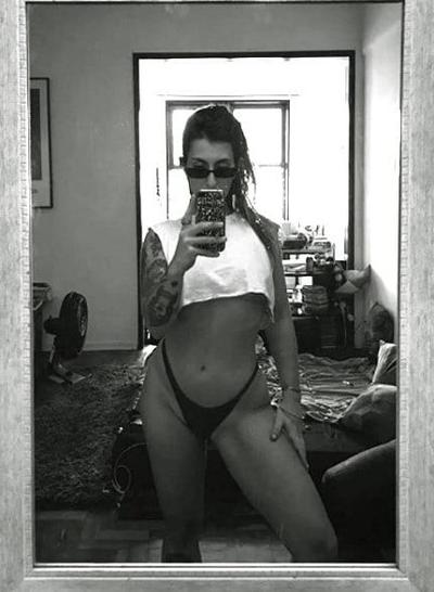 12P Sexy Friend