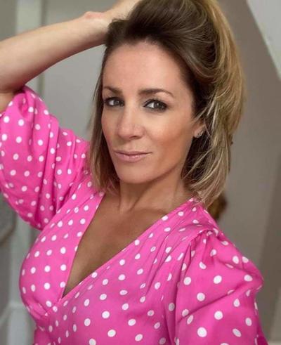 25P Pictures that make my cock hard 102