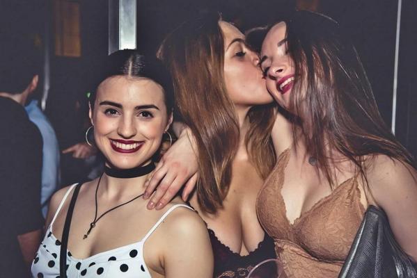 20P Club voyeur - sexy girls (85)
