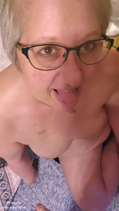 25P Amateur Wives - 4