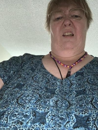 25P Sweat à capuche SSBBW 322 . Voulez-vous être exposé comme un gros cochon