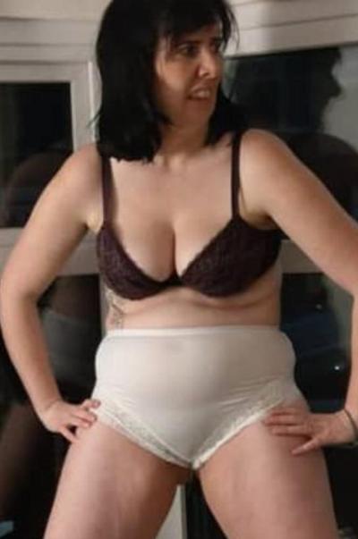 20P mamies en sous-vêtements
