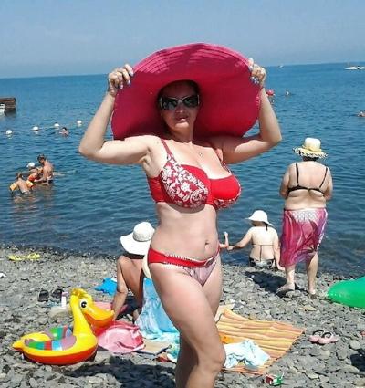 25P Non-Nude Busty Babes 35