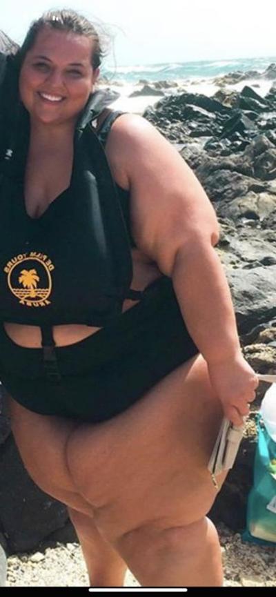 25P Fat Chicks With Deceptively Thin Faces 15