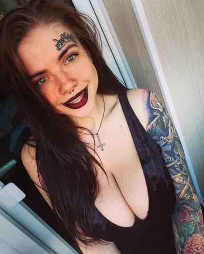 25P Non-Nude Busty Babes 38
