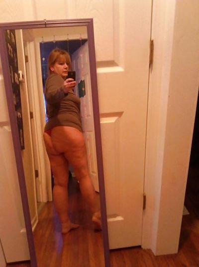 7P Sharon, the meaty pussy GILF