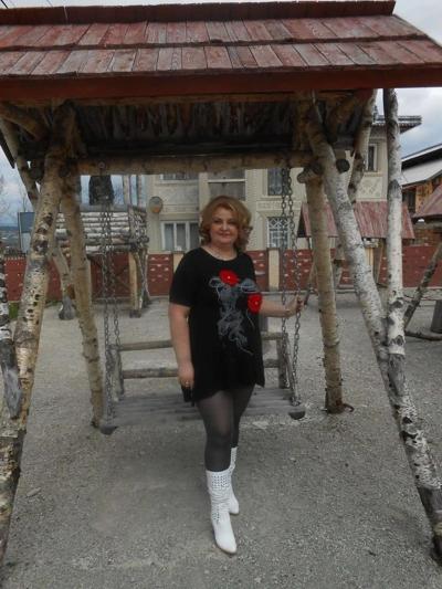 25P mature pantyhose 2