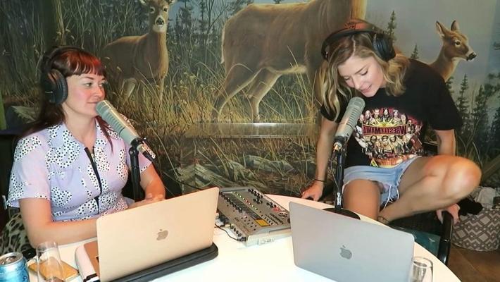 6P Grace Helbig pussy upskirt july 2019