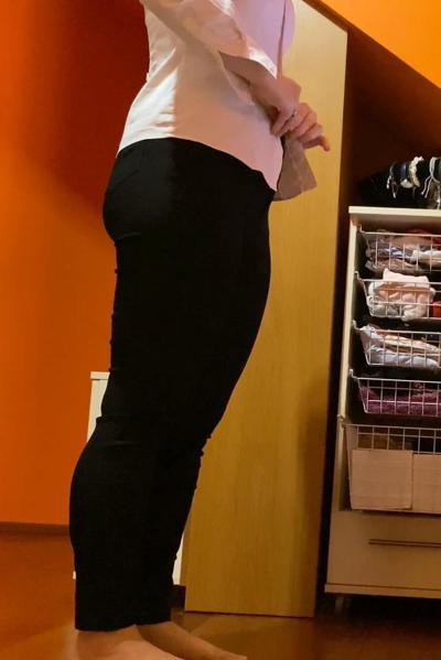 22P Mature wife spied in locker 7