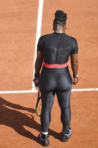 25P Serena Williams Fetter Fickarsch French open 2018