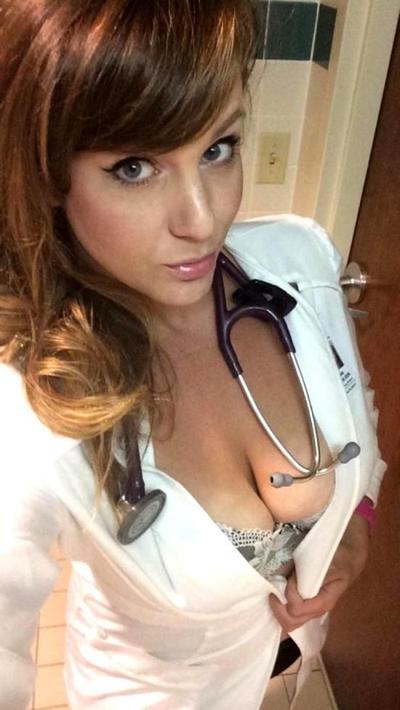 11P THE OTHER SIDE OF NURSE LIFE VOL.8