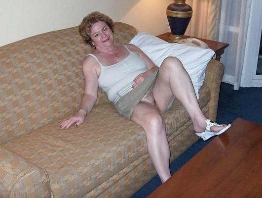 24P SLUT WIFE LIKES BLACK COCK 76