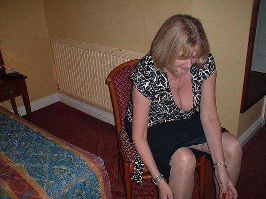 25P Mix mature slut 4