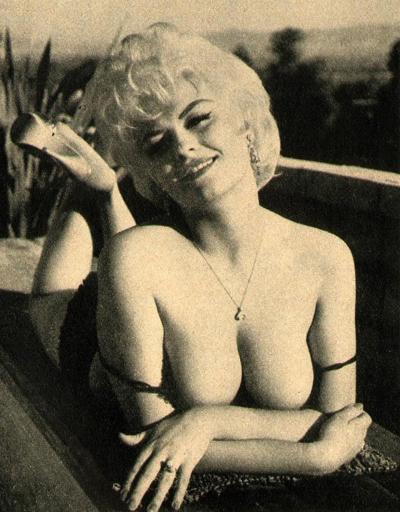 10P Retro Tits 41