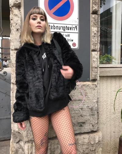 25P Turkish Instagram Girls 127 Sexy Blonde Merve