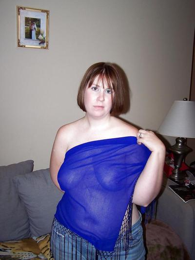 19P Blusa transparente y mojada