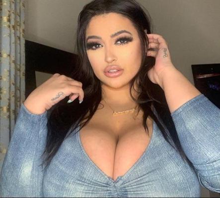 25P DiamondDoll Pawg Gallery 1