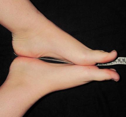 6P Young soles ready to take huge load of cum.